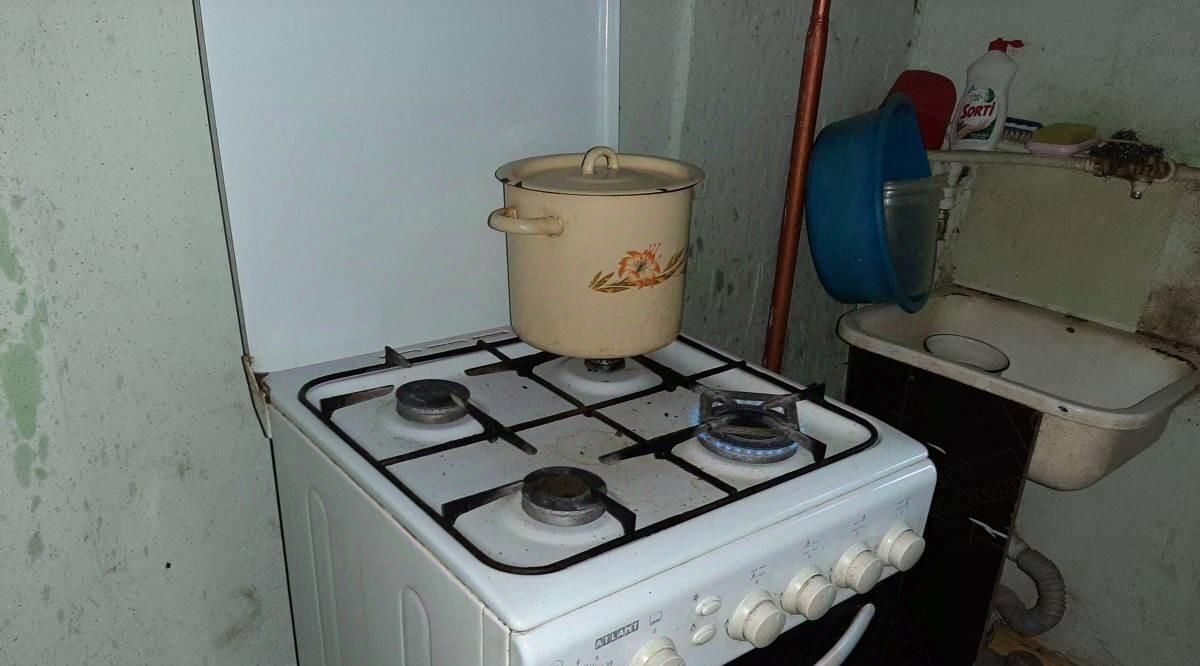 комната г Каменск-Шахтинский ул Желябова 42 фото 4