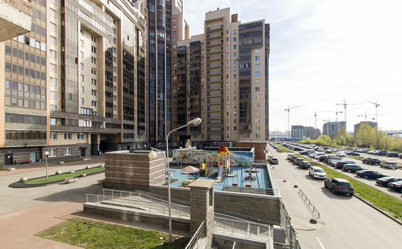 машиноместо г Санкт-Петербург пр-кт Приморский 137к/1 Беговая фото 2