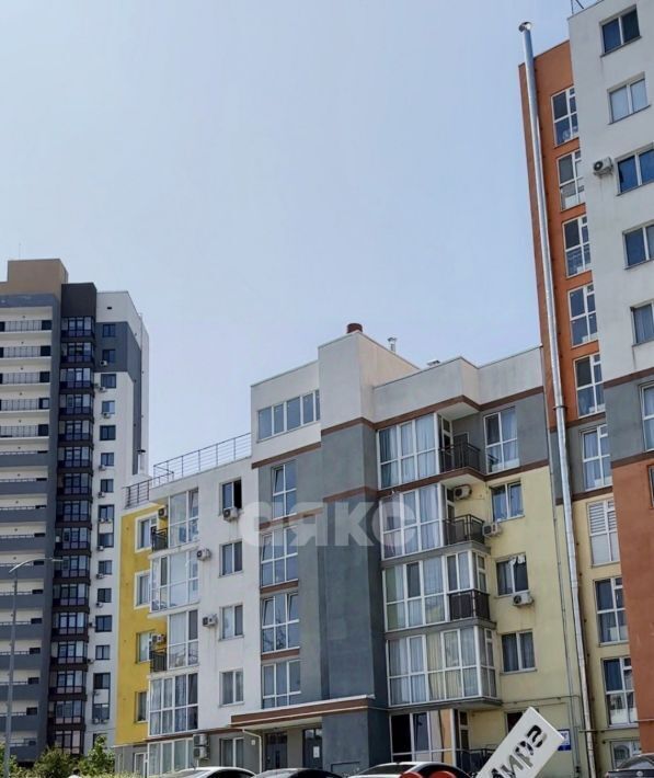 квартира г Симферополь р-н Центральный ул Батурина 103 фото 16