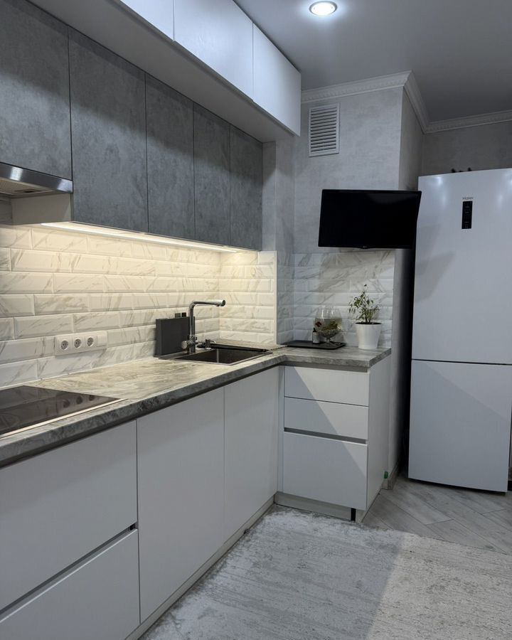квартира г Казань р-н Кировский ул Альфии Авзаловой 15 фото 1