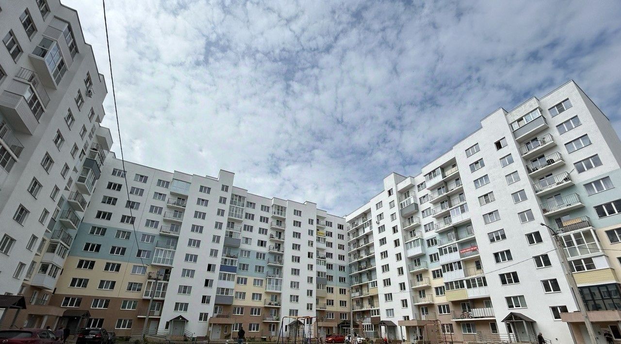 квартира г Ярославль р-н Дзержинский ул Брагинская 18к/3 фото 1