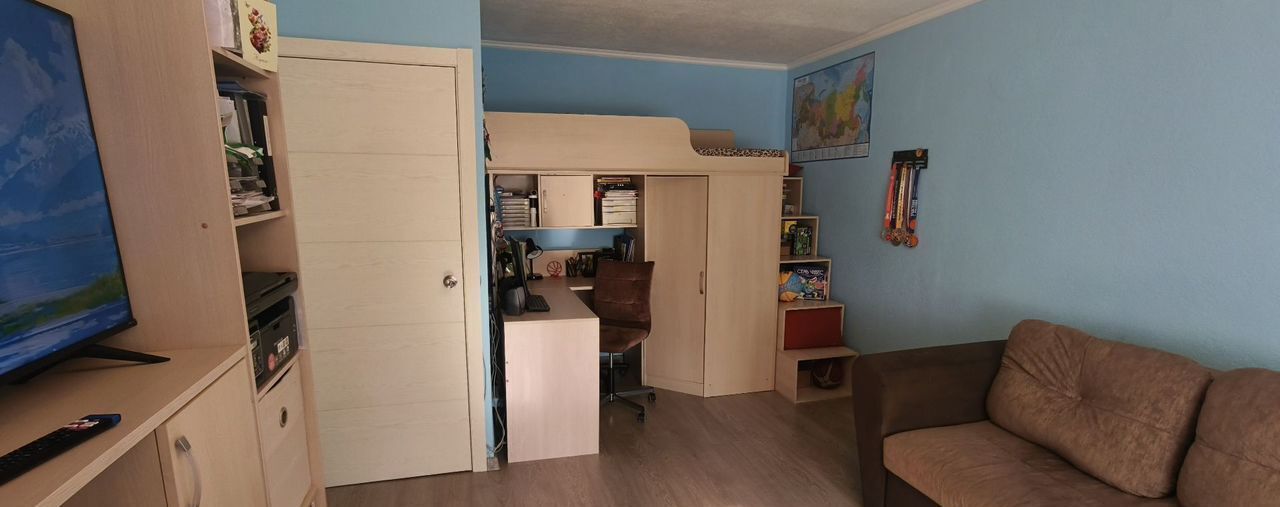 квартира г Тольятти р-н Автозаводский 17 квартал ул Тополиная 25 фото 3