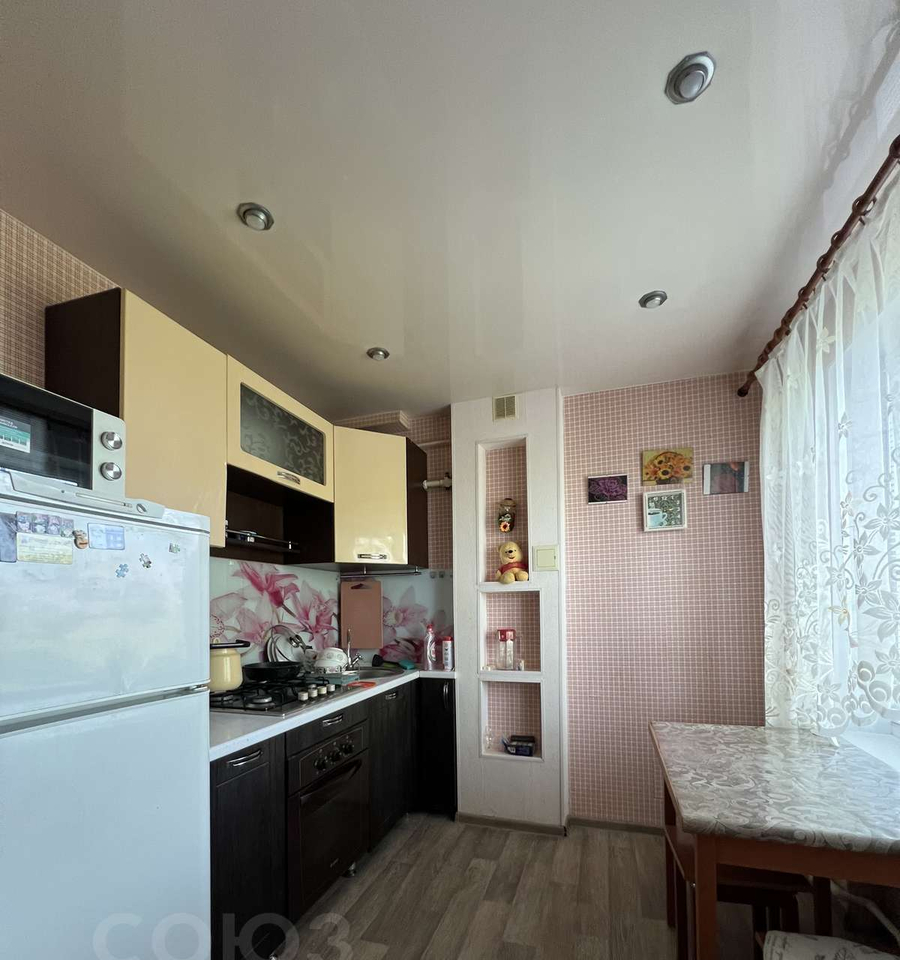 квартира г Волгоград р-н Тракторозаводский ул им. Жолудева 19 фото 1