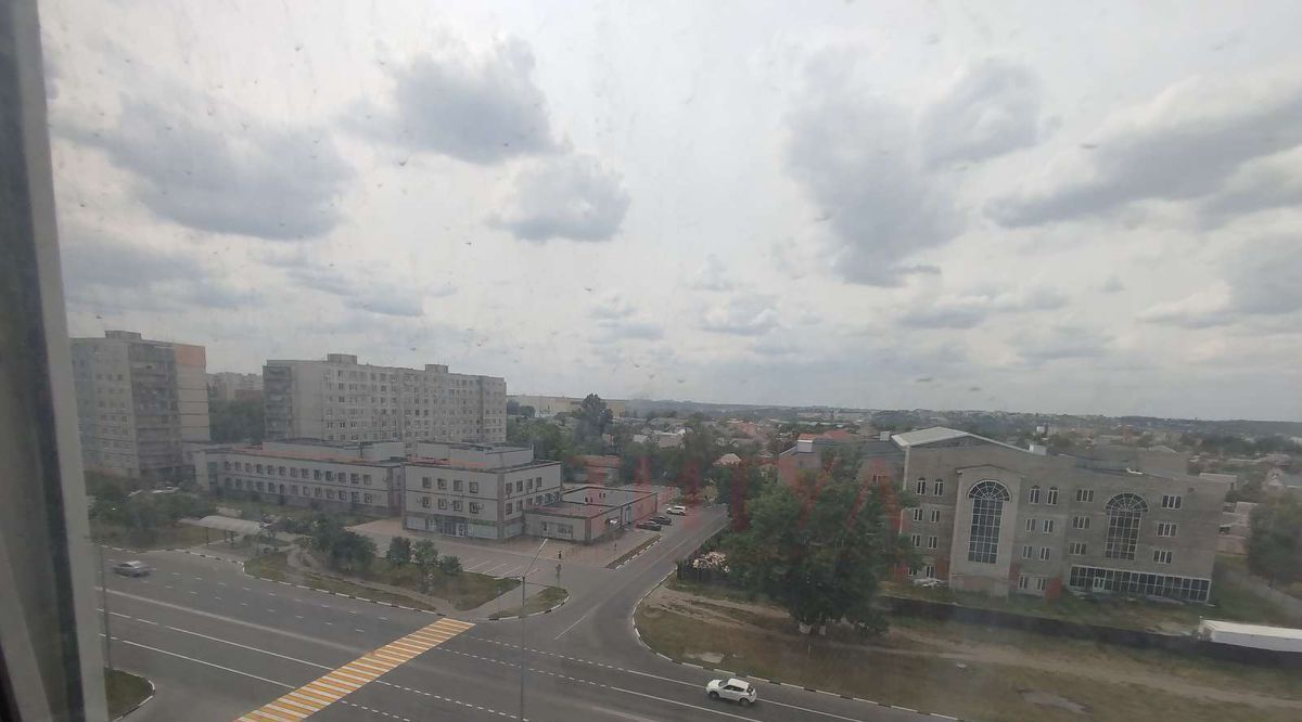 квартира г Старый Оскол микрорайон Макаренко 40 фото 26