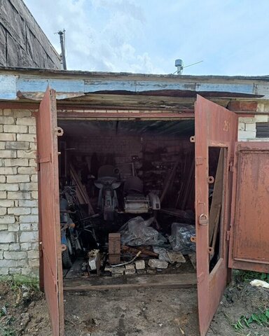 гараж ул Еловая фото