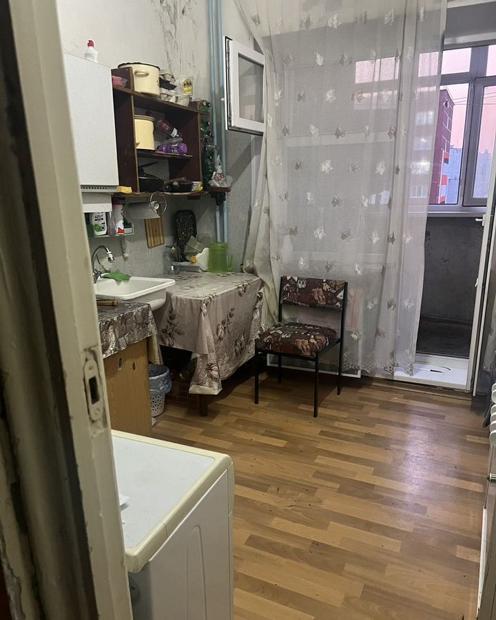 комната г Сургут р-н Восточный Тюменская обл., пр. Первопроходцев, 4 фото 4