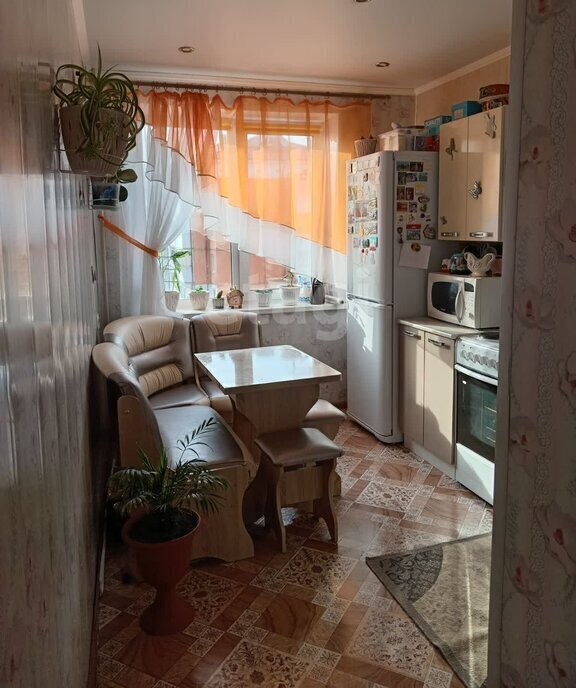 квартира г Тобольск мкр 7а 7 фото 3