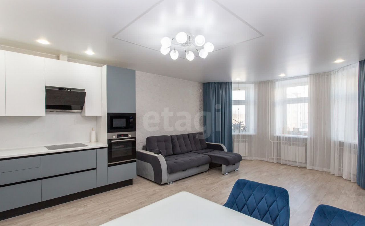 квартира г Тобольск мкр-н 7А, 27 фото 1