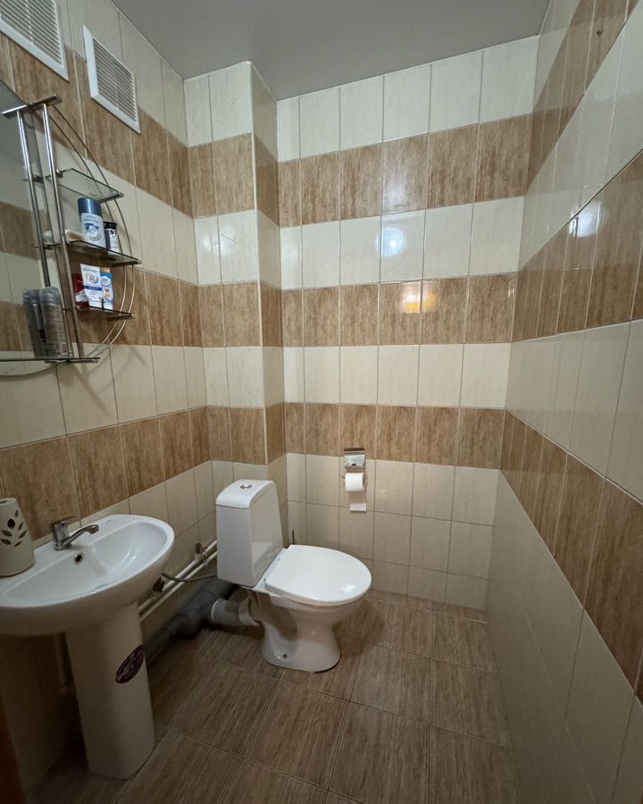 квартира г Омск р-н Кировский ул Ватутина 33 фото 12