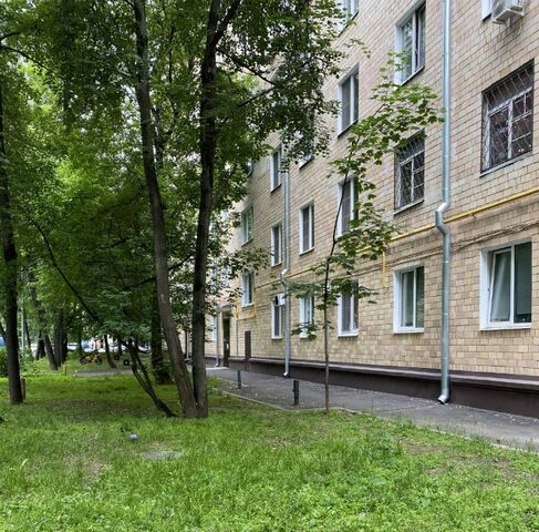 метро Сокол дом 75б фото