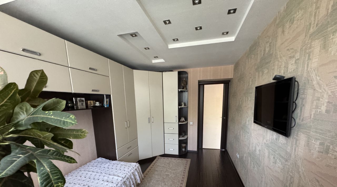 квартира г Барнаул р-н Центральный ул Кутузова 16г фото 2