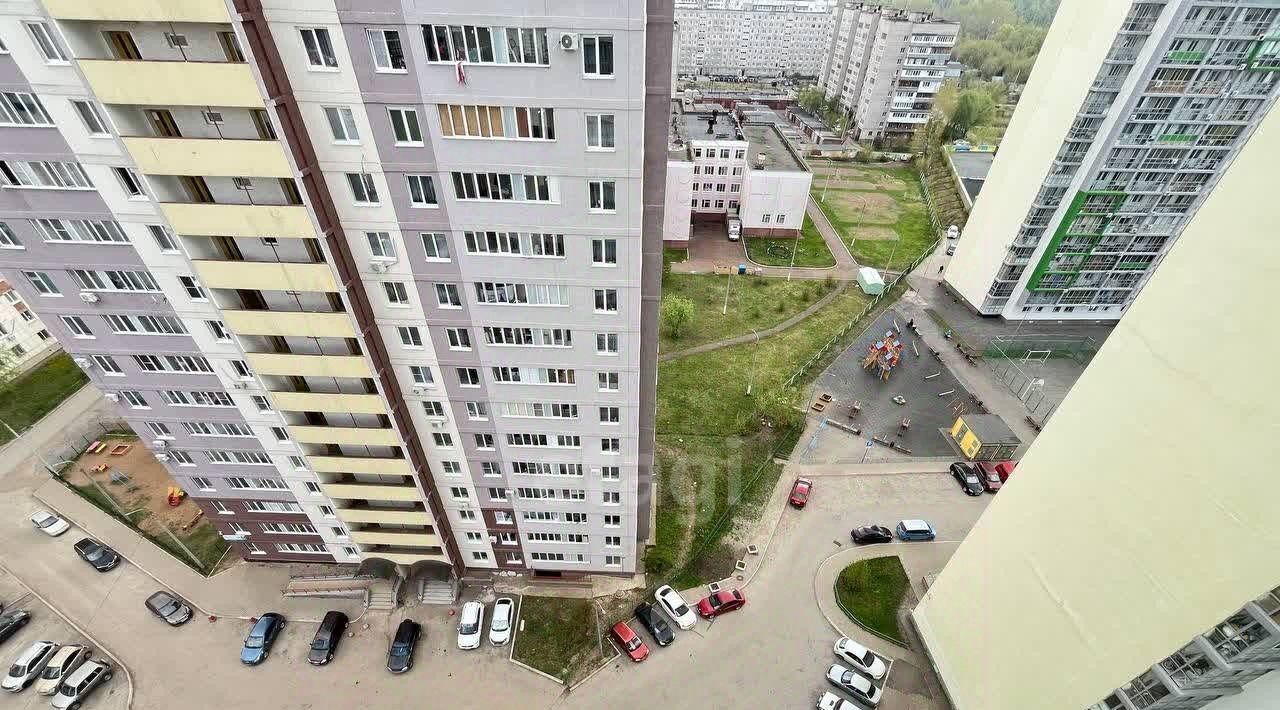 квартира г Уфа р-н Калининский ул. Набережная Моторостроителей, 15 фото 18
