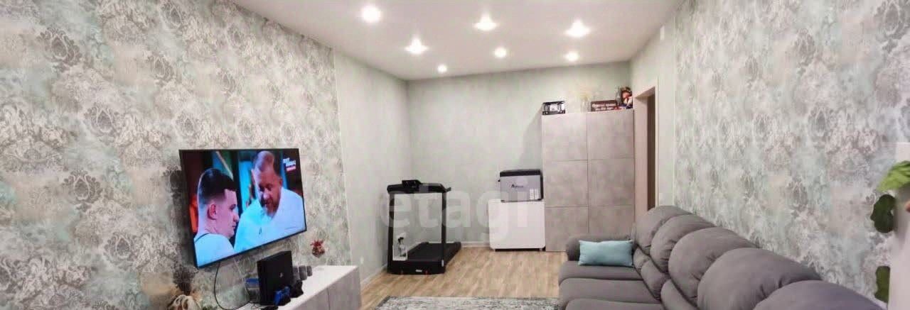 квартира г Тольятти р-н Центральный ул Баныкина 21а фото 3