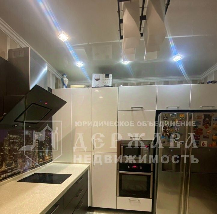 квартира г Кемерово р-н Центральный пр-кт Октябрьский 61а фото 1