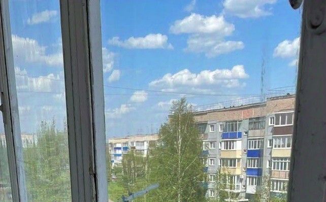 квартира г Анжеро-Судженск ул имени 137-й Отдельной Стрелковой Бригады 3 фото 2