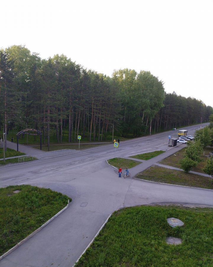 квартира г Прокопьевск ул Жолтовского 5 фото 12