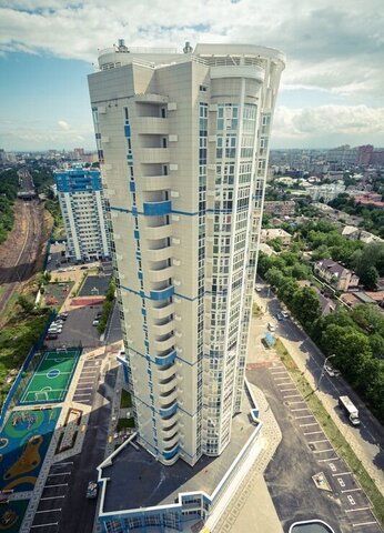 р-н Западный ул Шоссе Нефтяников 18 корп. 3 фото