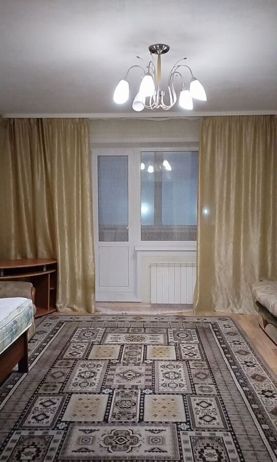 квартира г Братск ул. Гагарина, 93 фото 1