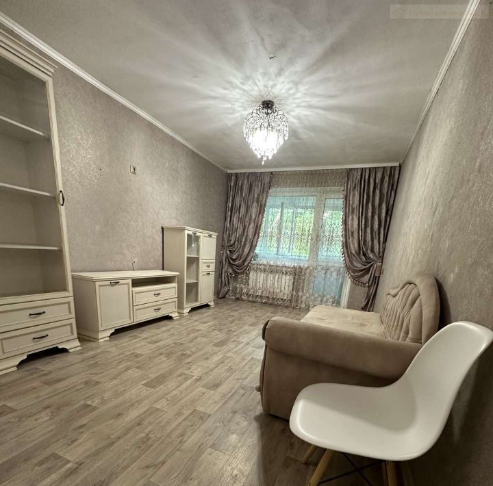 квартира г Самара р-н Промышленный Безымянка пр-кт Кирова 202а фото 1