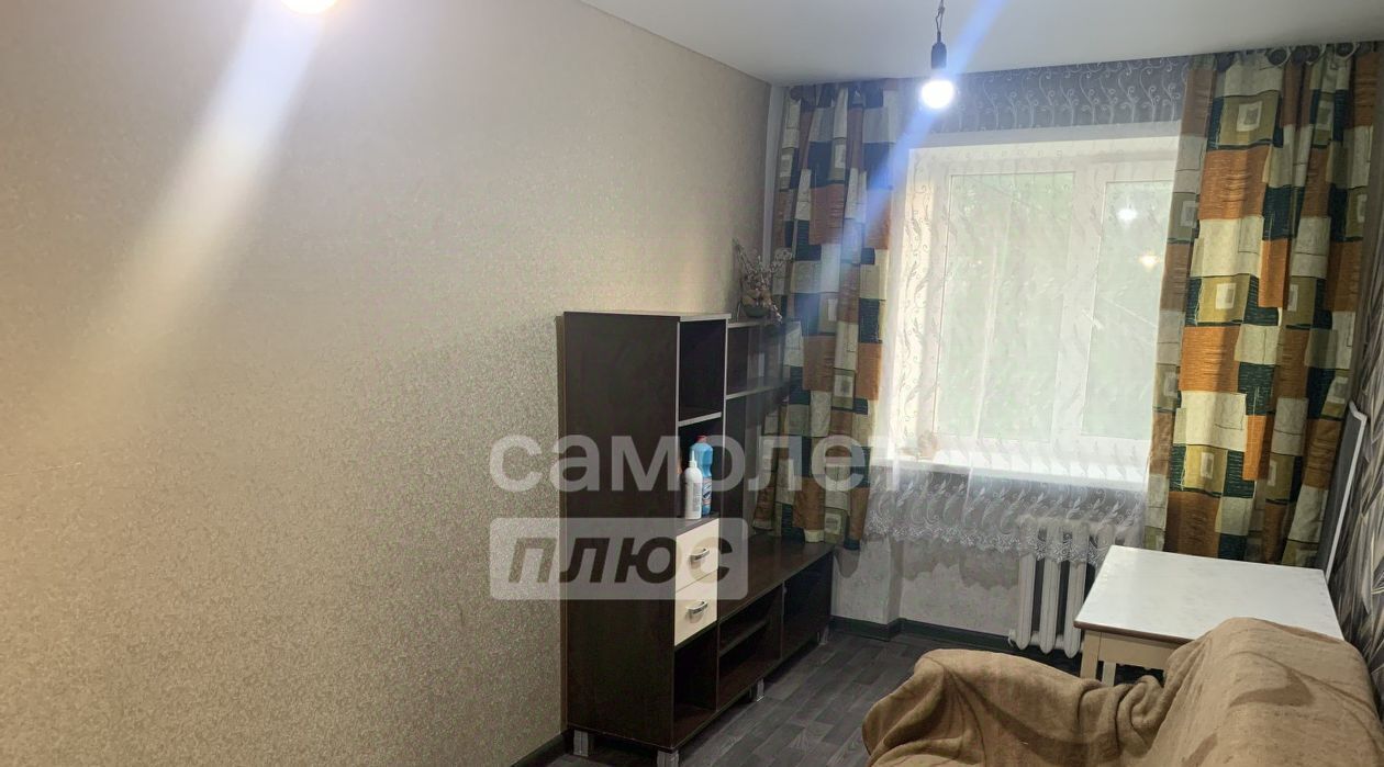 комната г Омск р-н Центральный ул 3-я Челюскинцев 99 пос. Амурский фото 7