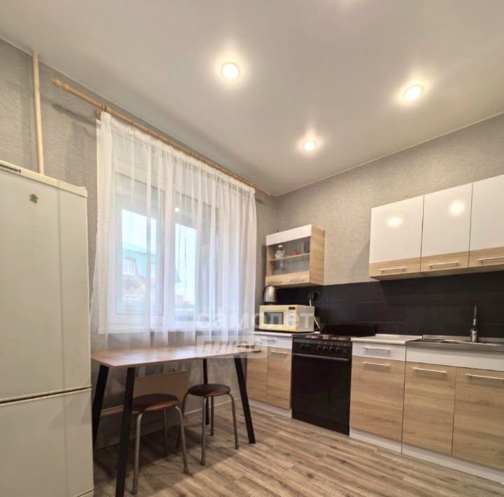 квартира г Тольятти р-н Автозаводский ул Офицерская 9 фото 7