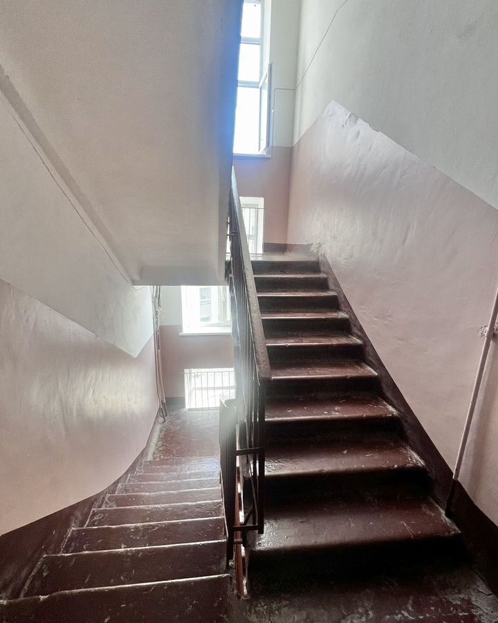 квартира г Саратов р-н Волжский ул им Радищева А.Н. 18а фото 2