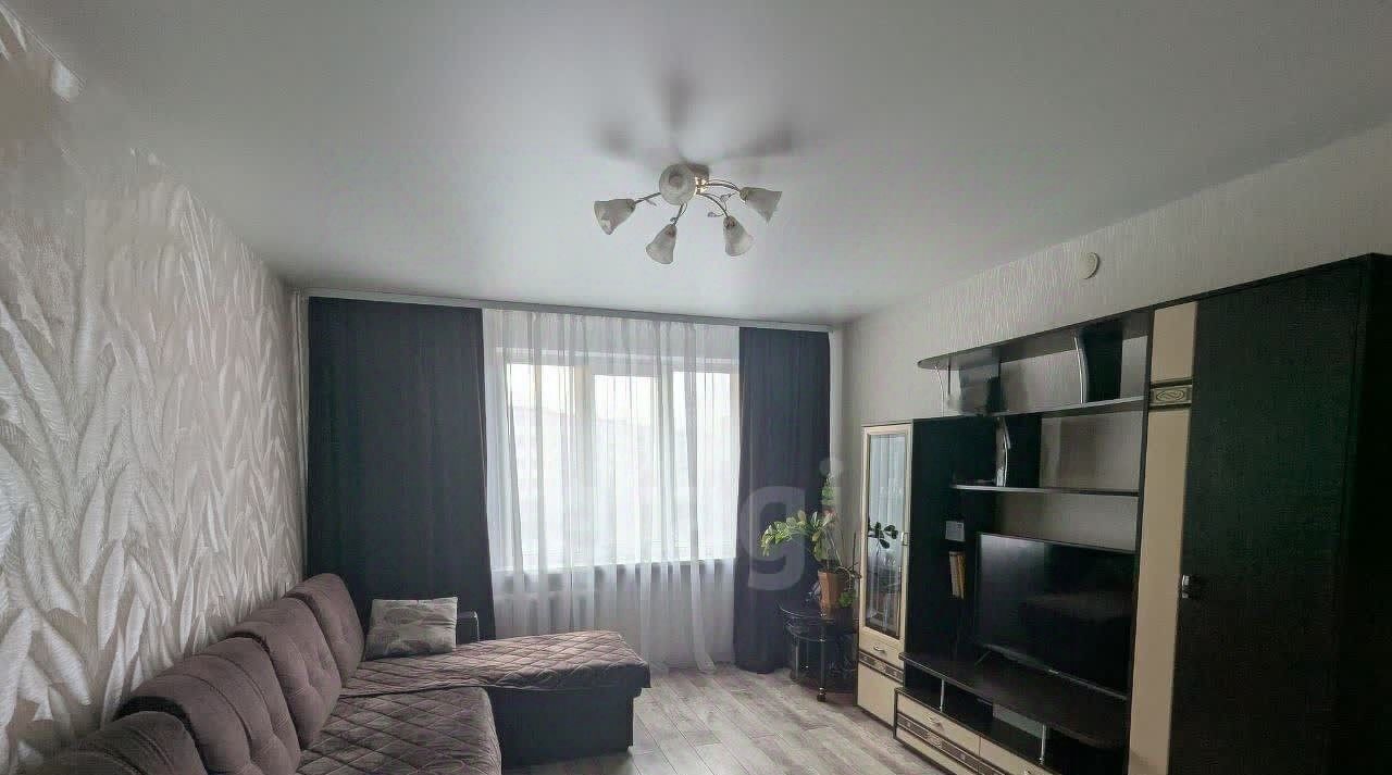 квартира г Сарапул ул Азина 144 фото 1