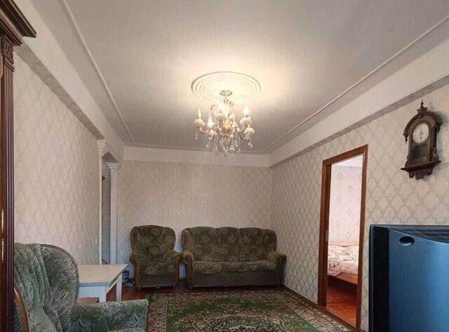 квартира р-н Ленинский ул Юсупа Акаева 21 фото