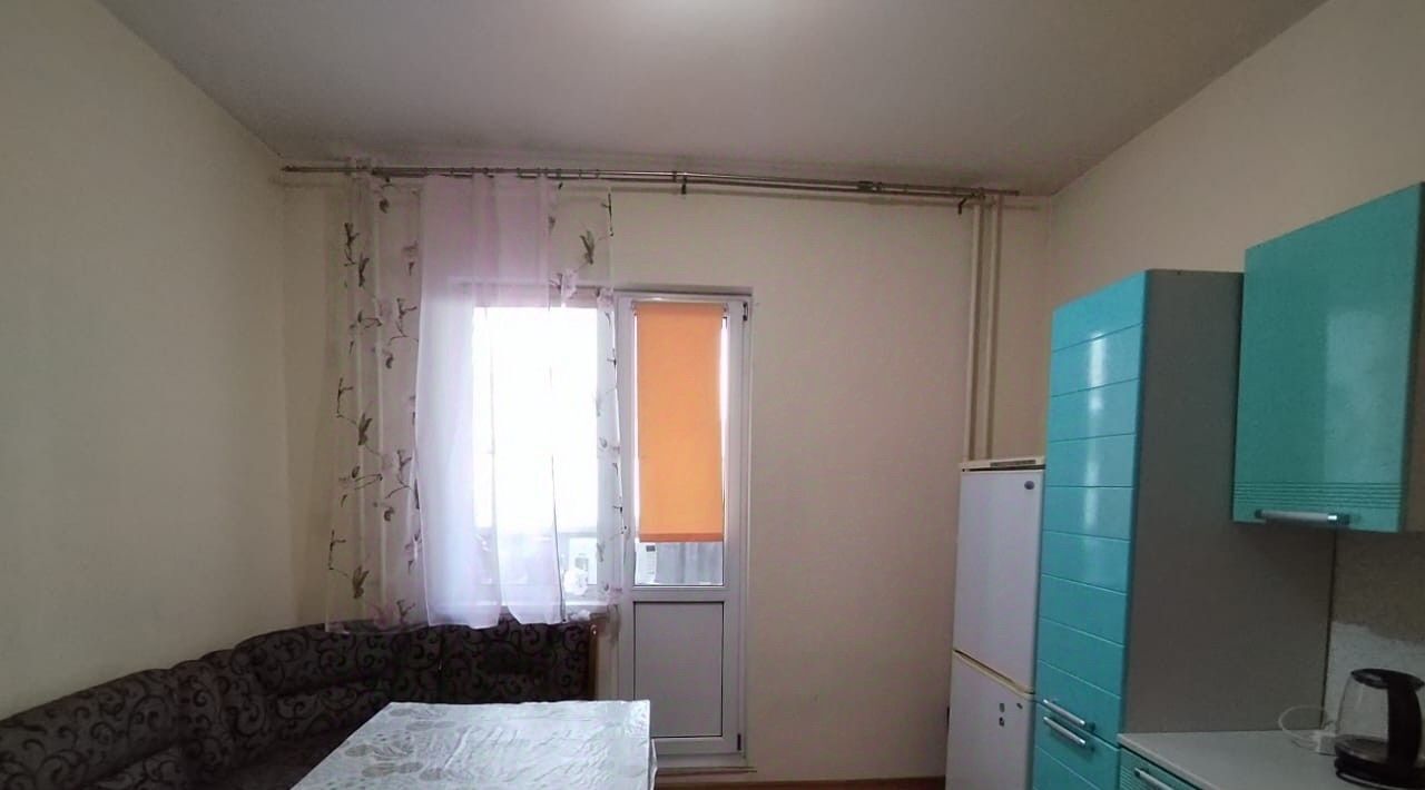 квартира г Сургут ул Иосифа Каролинского 12 30-й фото 2