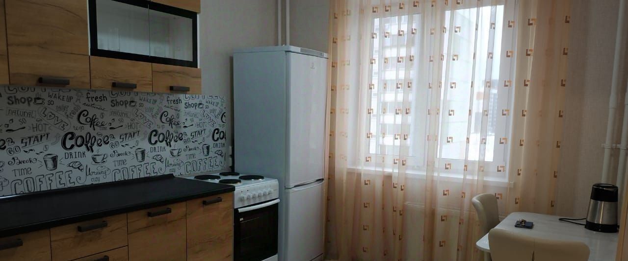 квартира г Челябинск р-н Калининский ул Академика Макеева 20 фото 1