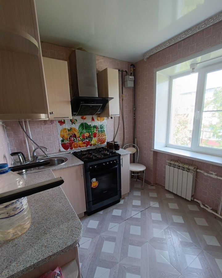 квартира г Гуково ул Герцена 96 фото 8