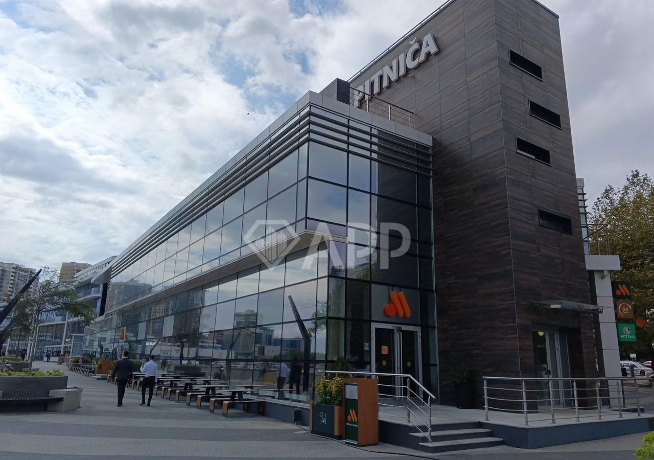 торговое помещение г Новороссийск р-н Центральный наб Имени Адмирала Серебрякова 27а фото 3