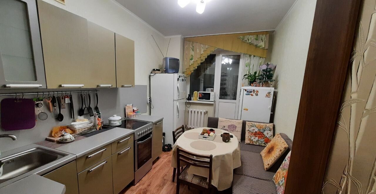 квартира г Губкинский 14-й мкр-н, 41, Тюменская обл. фото 4