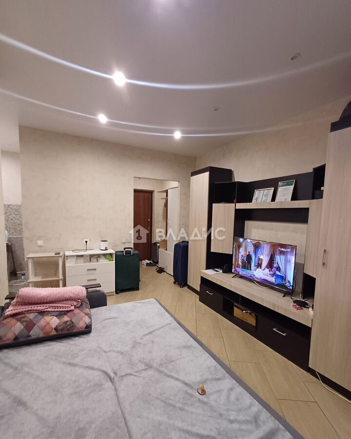 квартира г Волгоград р-н Дзержинский пер Квартальный 11а фото 3