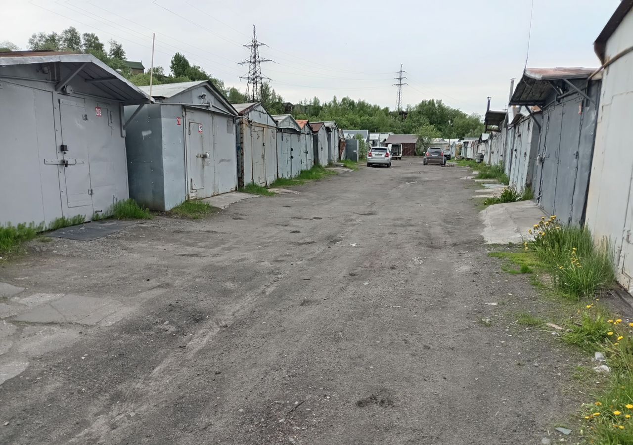 гараж г Мурманск р-н Ленинский ул Семена Дежнева 10 фото 6