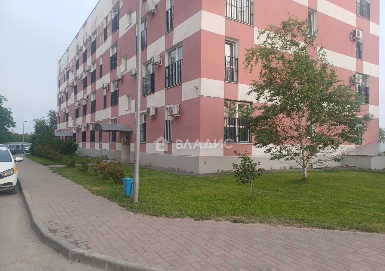 квартира г Волгоград р-н Дзержинский пер Квартальный 11а фото 14