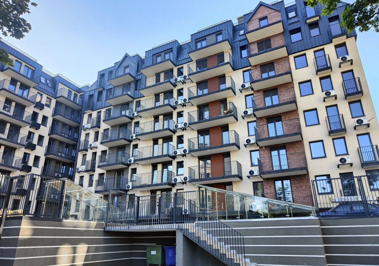 квартира г Калининград р-н Московский пр-кт Калинина 113а фото 1