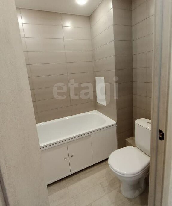 квартира г Белгород ул 3 Интернационала 39 фото 10