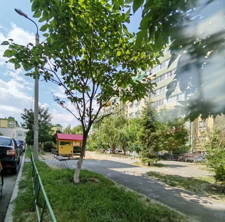 квартира г Волгоград р-н Советский ул им. Янки Купалы 60 фото 14