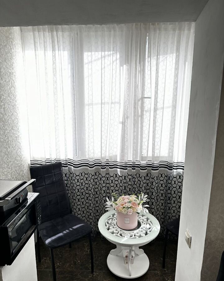 квартира г Волгоград р-н Дзержинский ул Космонавтов 61 фото 3