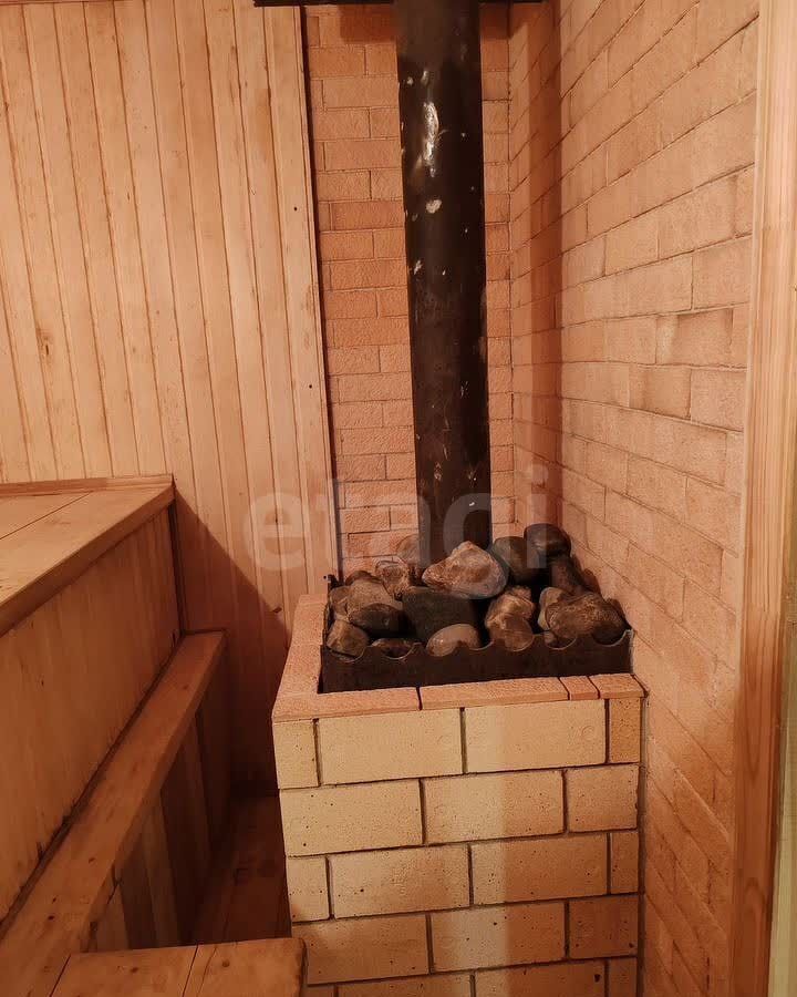 дом г Льгов пл 1 Мая фото 17