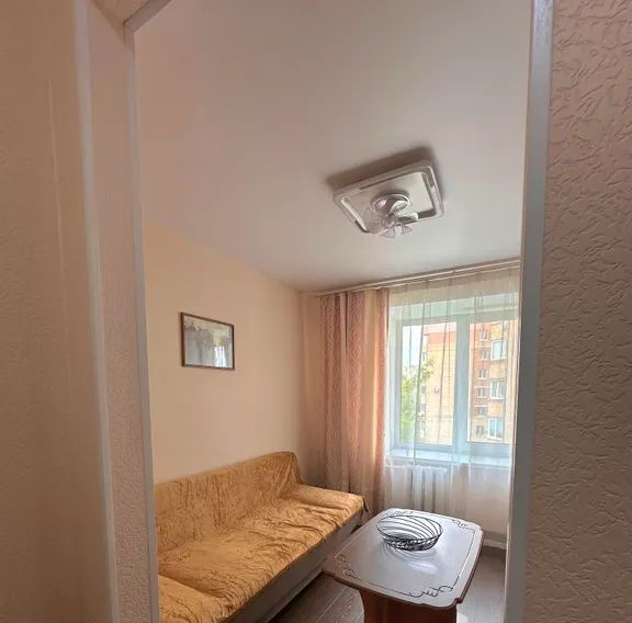 комната г Владивосток р-н Фрунзенский пр-кт Красного Знамени 38 фото 2