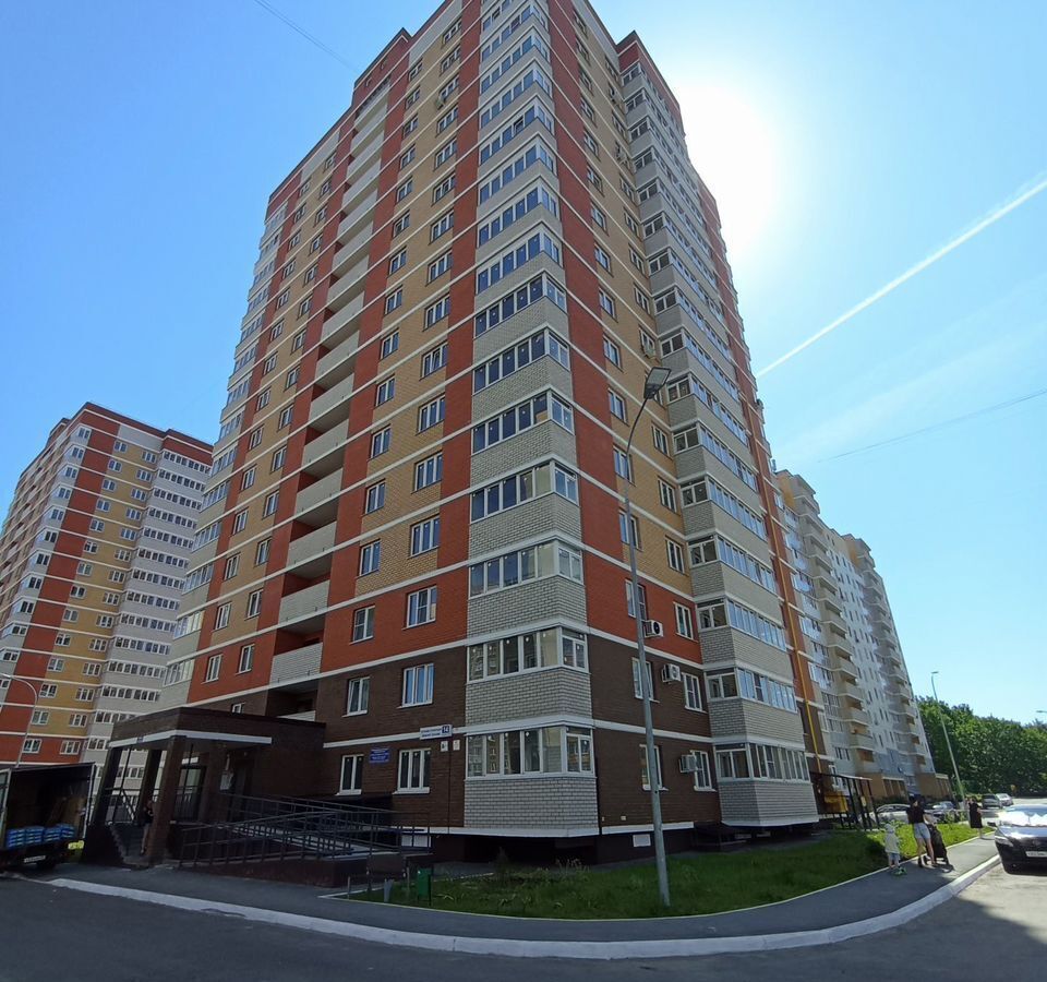 квартира г Чебоксары р-н Калининский б-р Солнечный 14к/2 фото 2