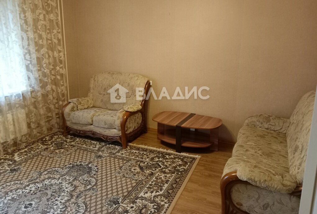 квартира г Тобольск 74, 10-й микрорайон фото 2