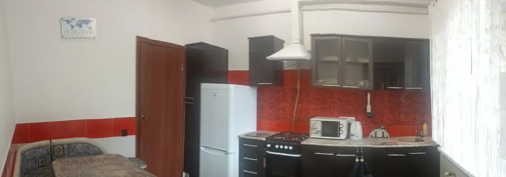 комната р-н Ейский г Ейск ул Победы 40 фото 3