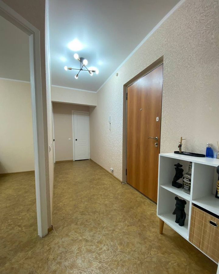 квартира г Набережные Челны р-н Автозаводский ул Виктора Полякова 20в фото 3