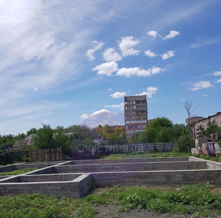 дом г Орск р-н Ленинский посёлок Строитель ул Дунаевского фото 2