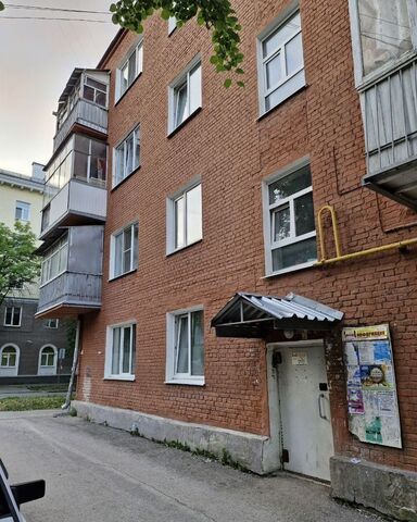 комната Уралмаш ул Стахановская 6 фото