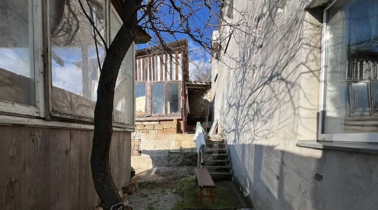дом г Алушта с Лавровое ул Черноморская 6 фото 35