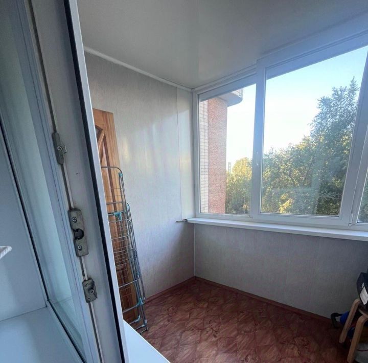 квартира г Омск р-н Кировский ул Дмитриева 1/3 фото 4
